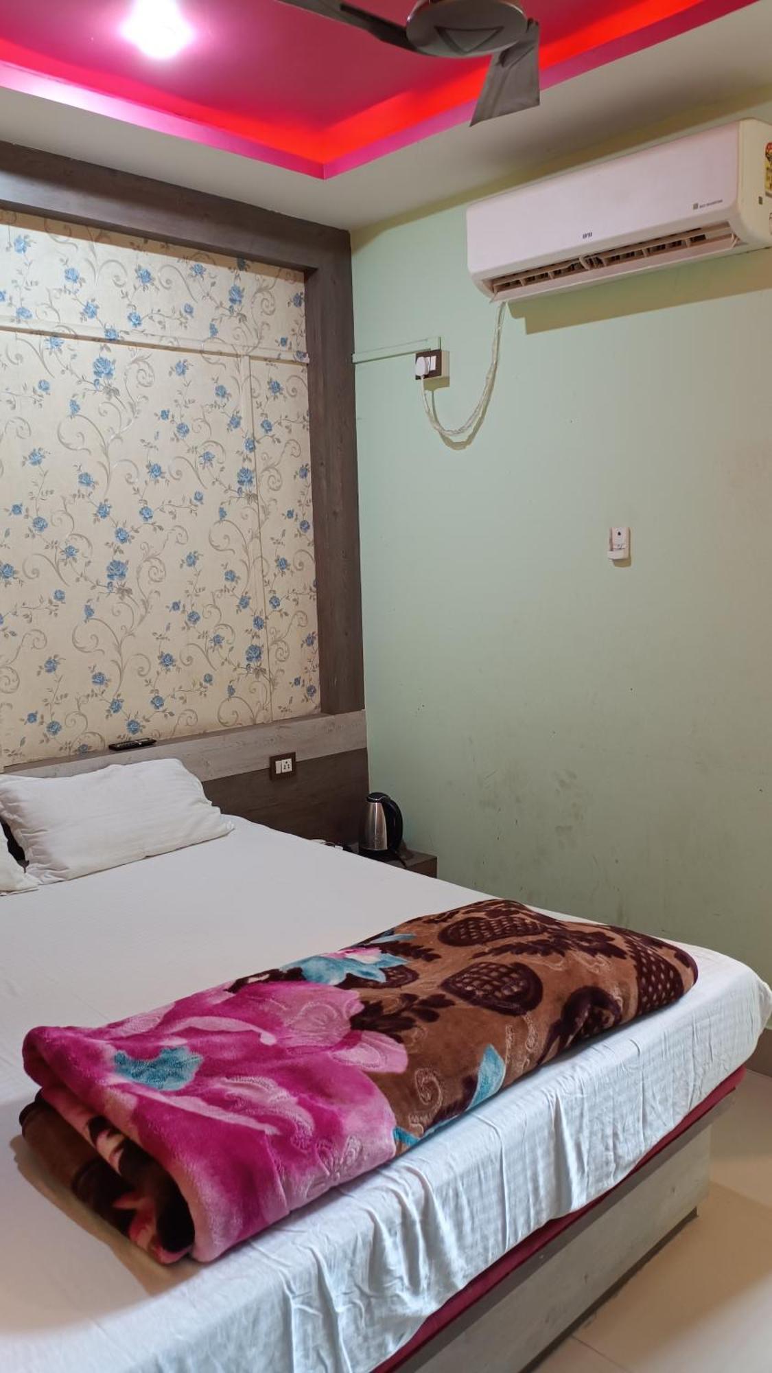 Hotel Srimanta Sankardev Majuli Екстер'єр фото